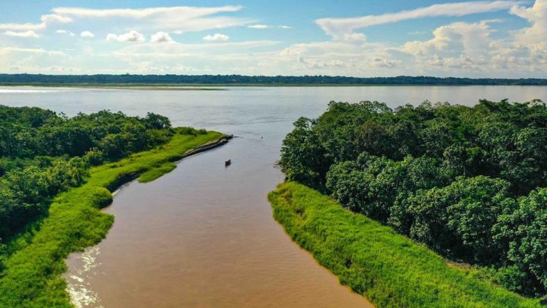 Alasan Mengapa Beberapa Sungai Mengalir Terbalik di Dunia Nyata